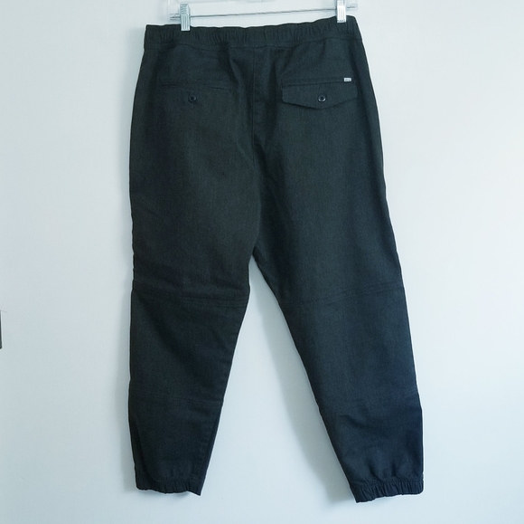Levi's Dark Green Cargo Joggers - Picture 7 of 16